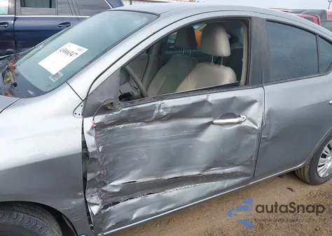 2014 Nissan Versa 1.6 Sv z USA, uszkodzony, nr VIN 3N1CN7AP0EL808218